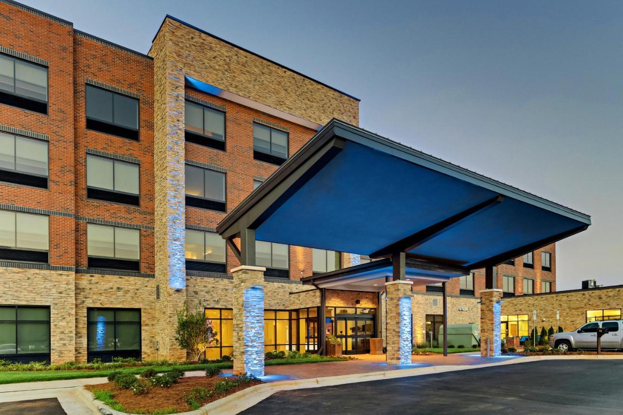 Holiday Inn Express & Suites - Winston - Salem Sw - Clemmons By Ihg Екстериор снимка