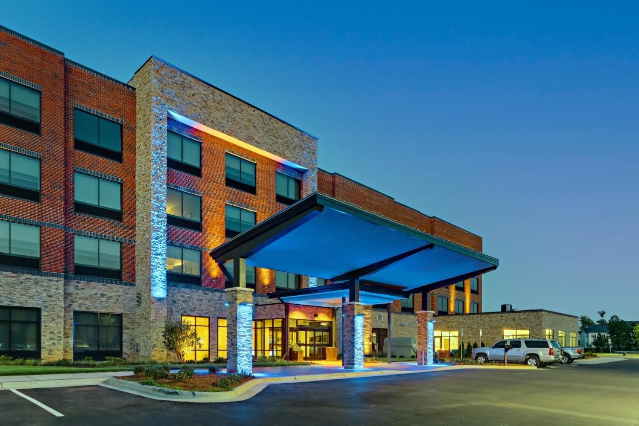 Holiday Inn Express & Suites - Winston - Salem Sw - Clemmons By Ihg Екстериор снимка