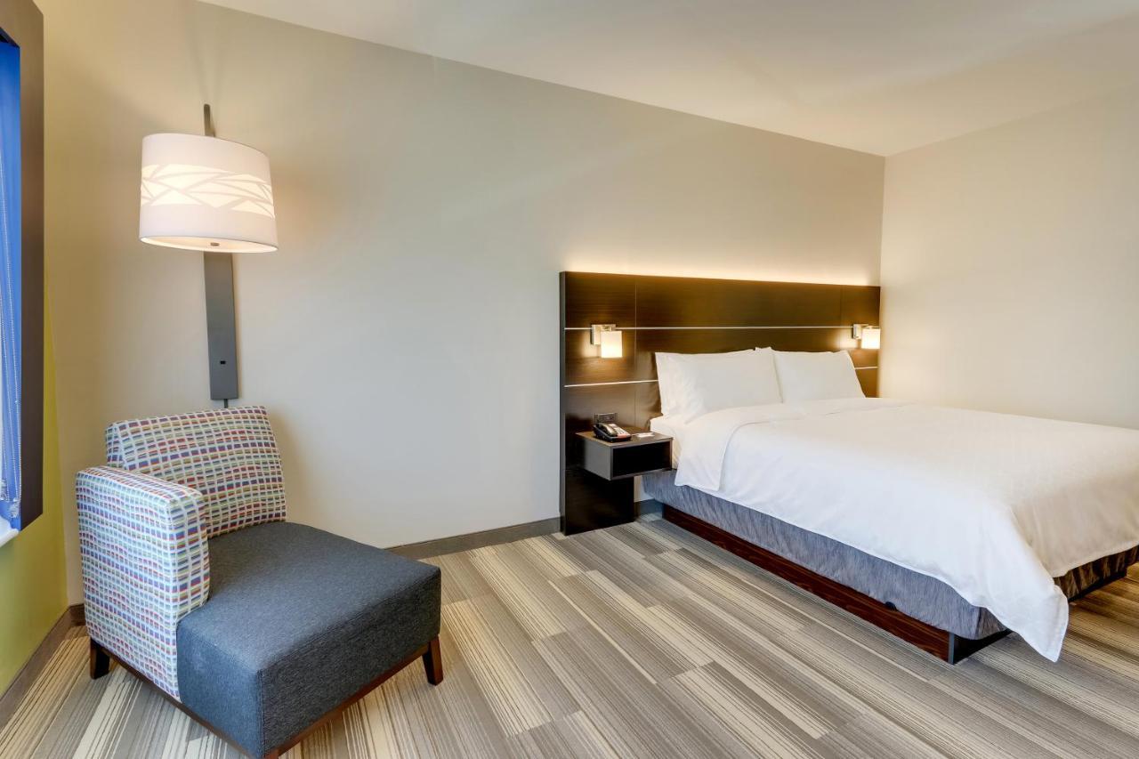 Holiday Inn Express & Suites - Winston - Salem Sw - Clemmons By Ihg Екстериор снимка