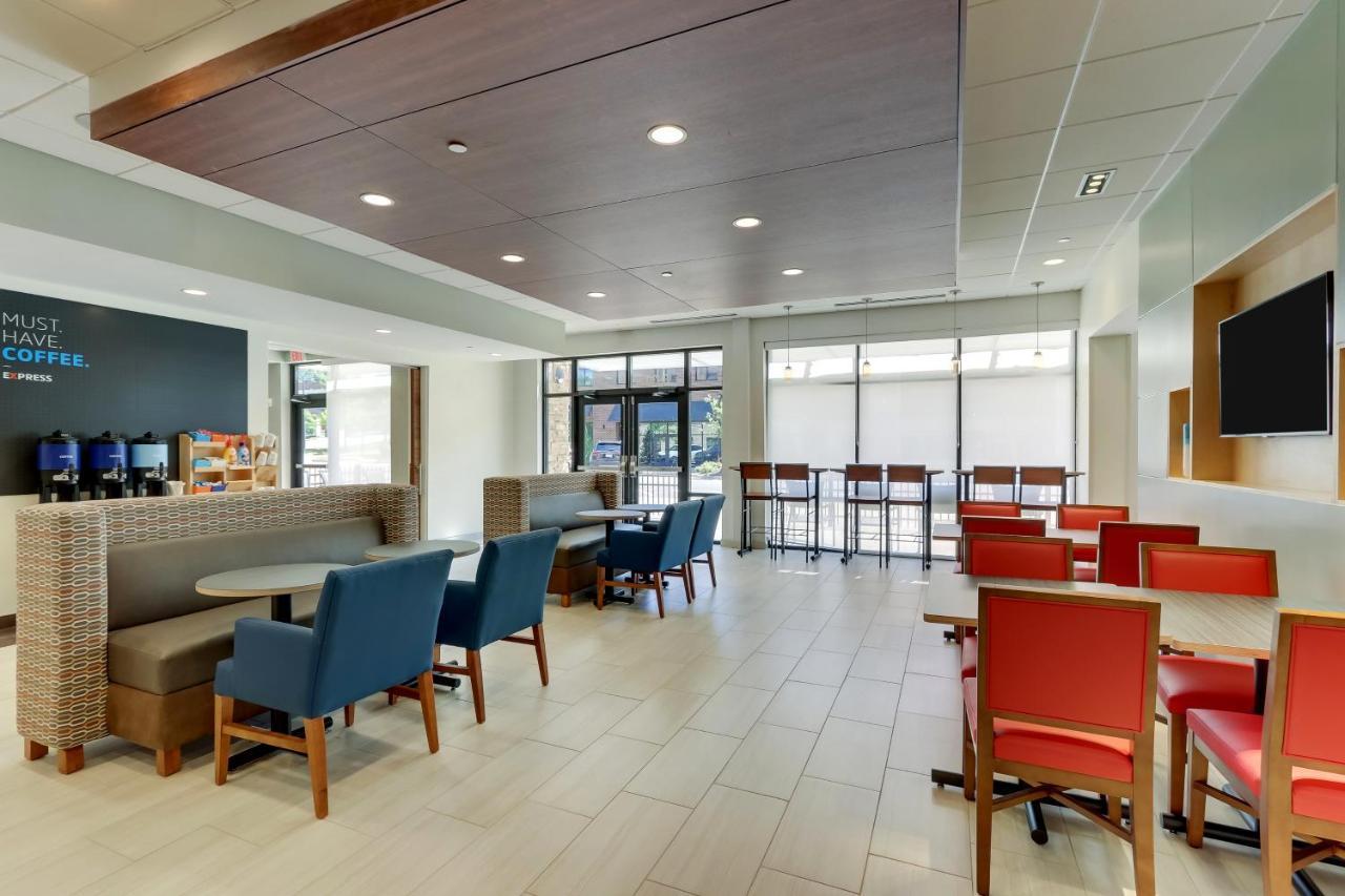 Holiday Inn Express & Suites - Winston - Salem Sw - Clemmons By Ihg Екстериор снимка