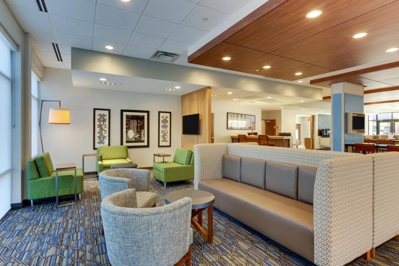 Holiday Inn Express & Suites - Winston - Salem Sw - Clemmons By Ihg Екстериор снимка