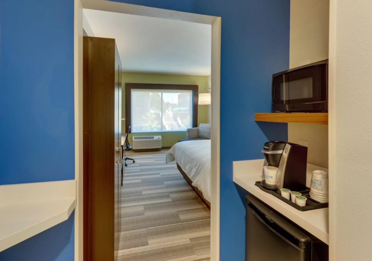 Holiday Inn Express & Suites - Winston - Salem Sw - Clemmons By Ihg Екстериор снимка